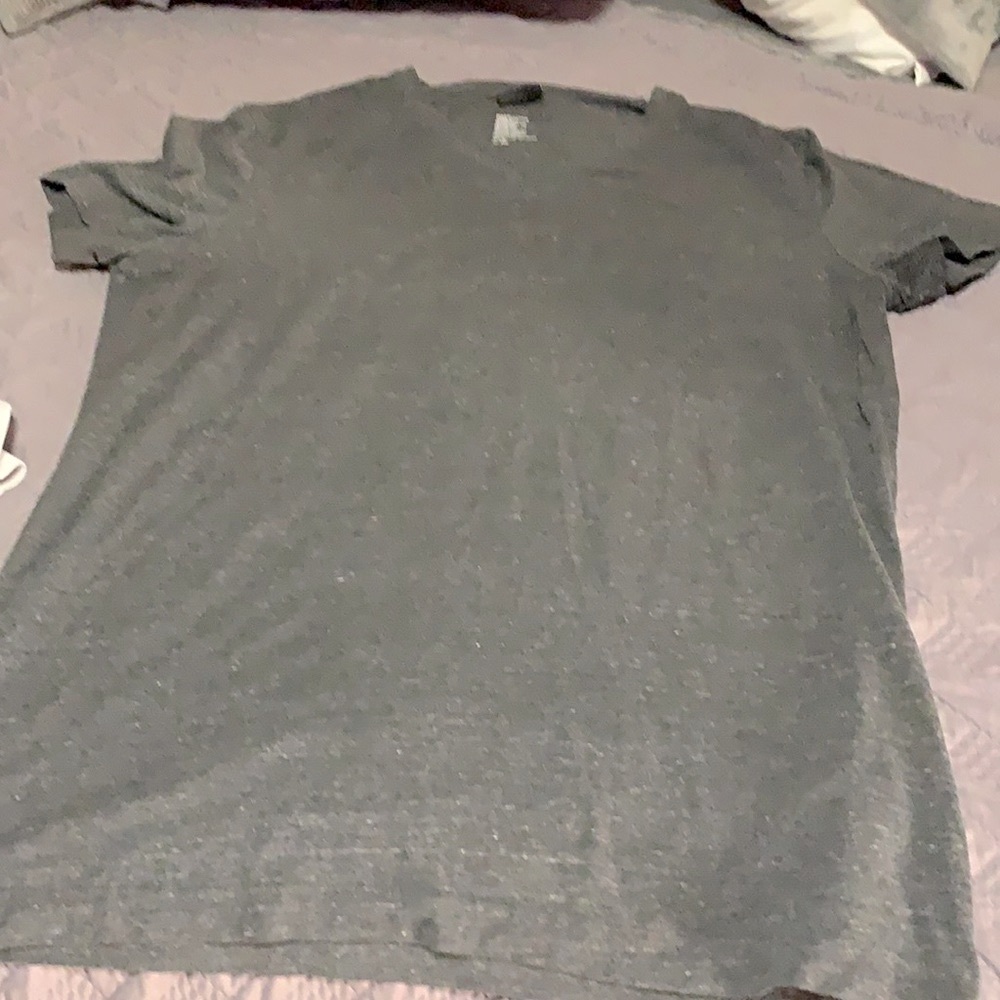 H&M shirt - Picture 4 of 5